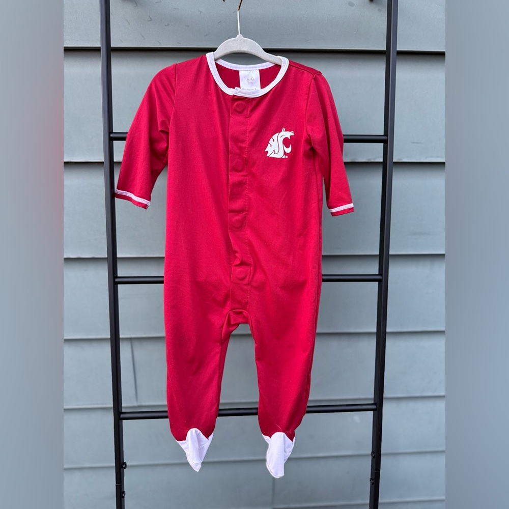 WSU Footed One Piece MAGNETIC